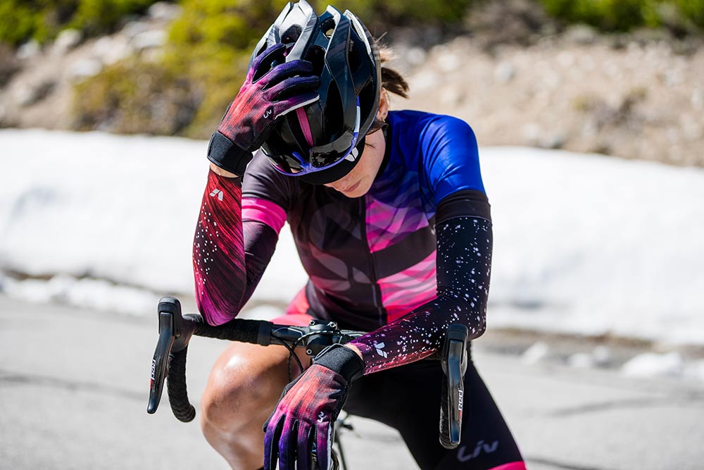 Liv women's cycling kit